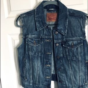 “UNISEX” Levi’s Strauss Denim Trucker Vest -RedTab